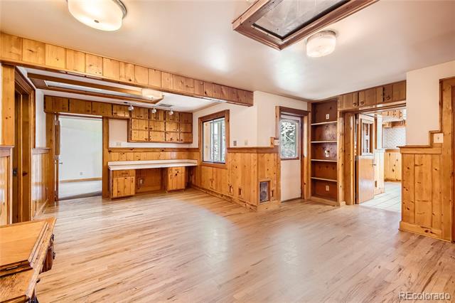 577 Golden Gate Drive