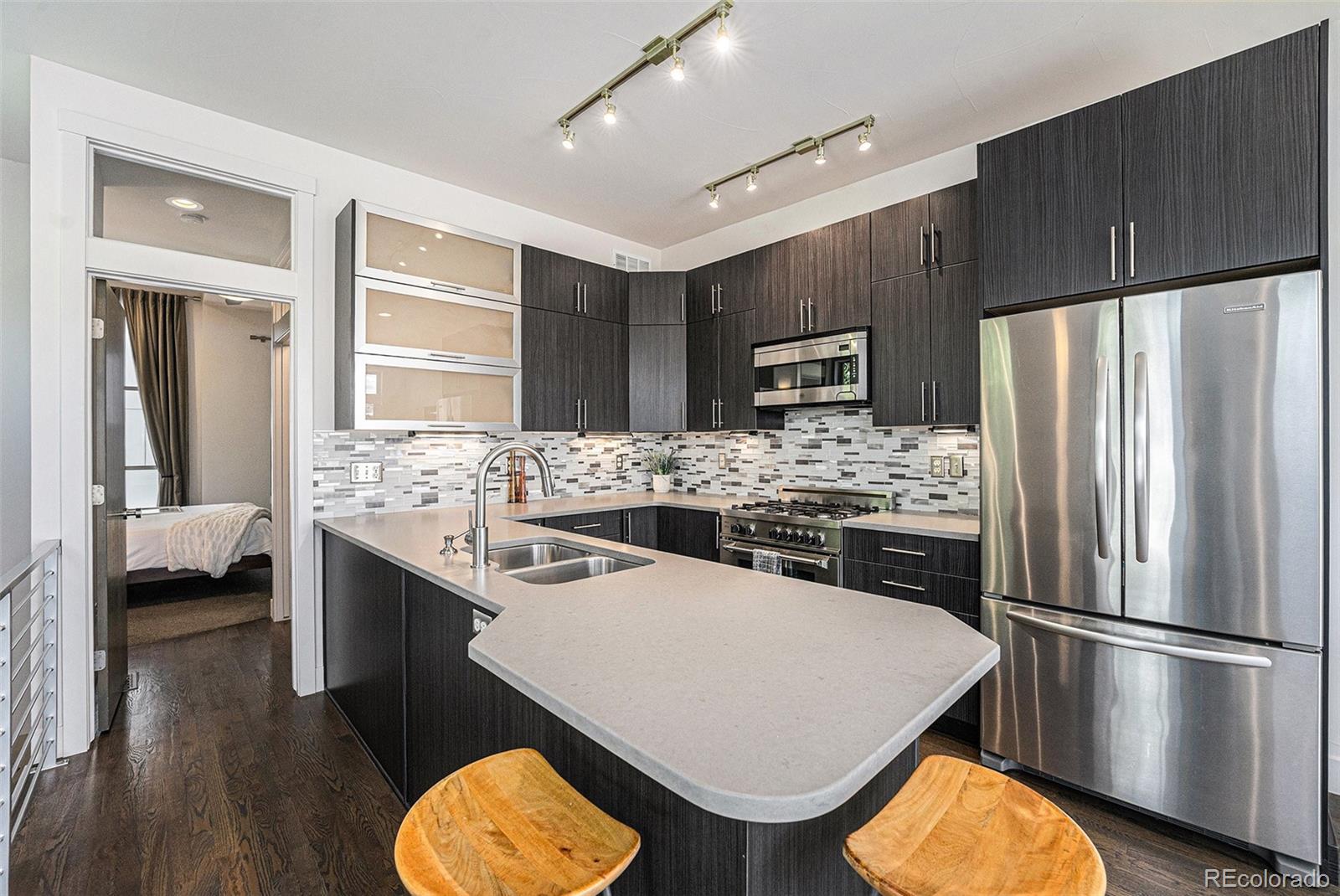 2103 W 32nd Avenue Unit: 10