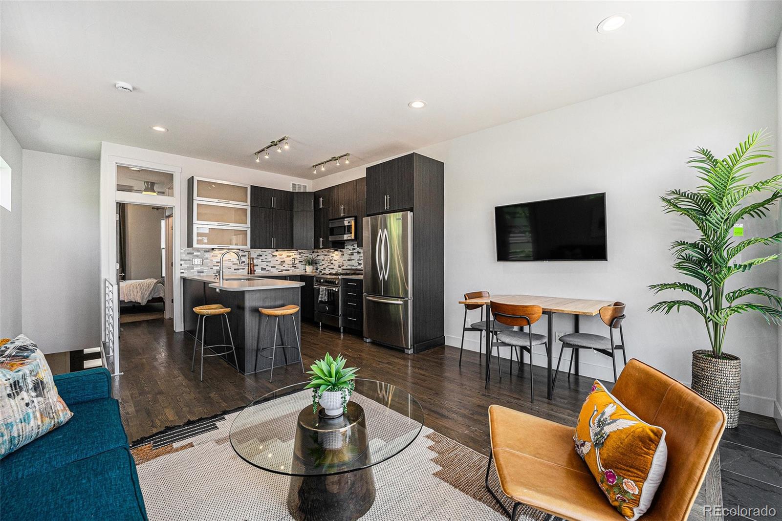 2103 W 32nd Avenue Unit: 10