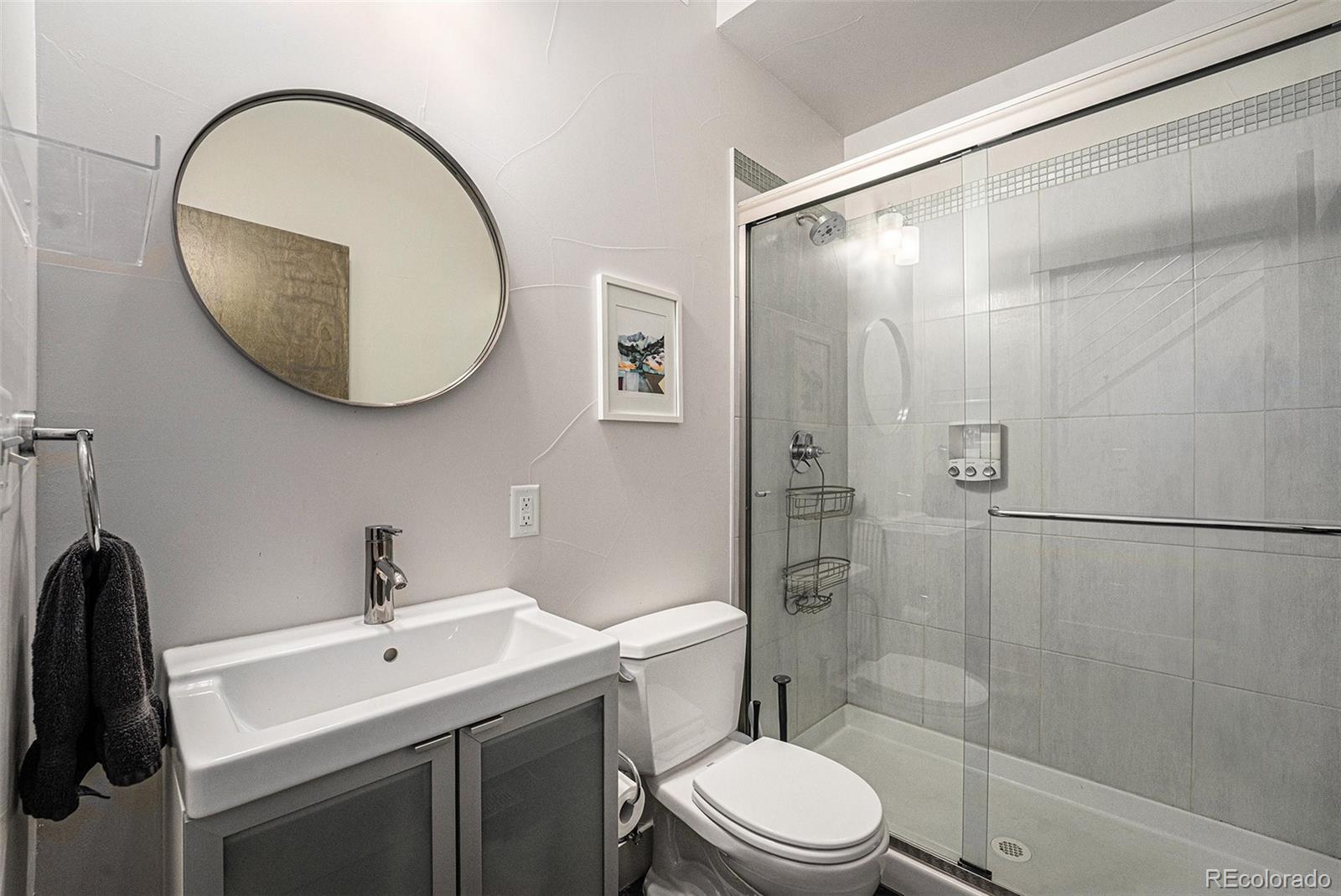 2103 W 32nd Avenue Unit: 10