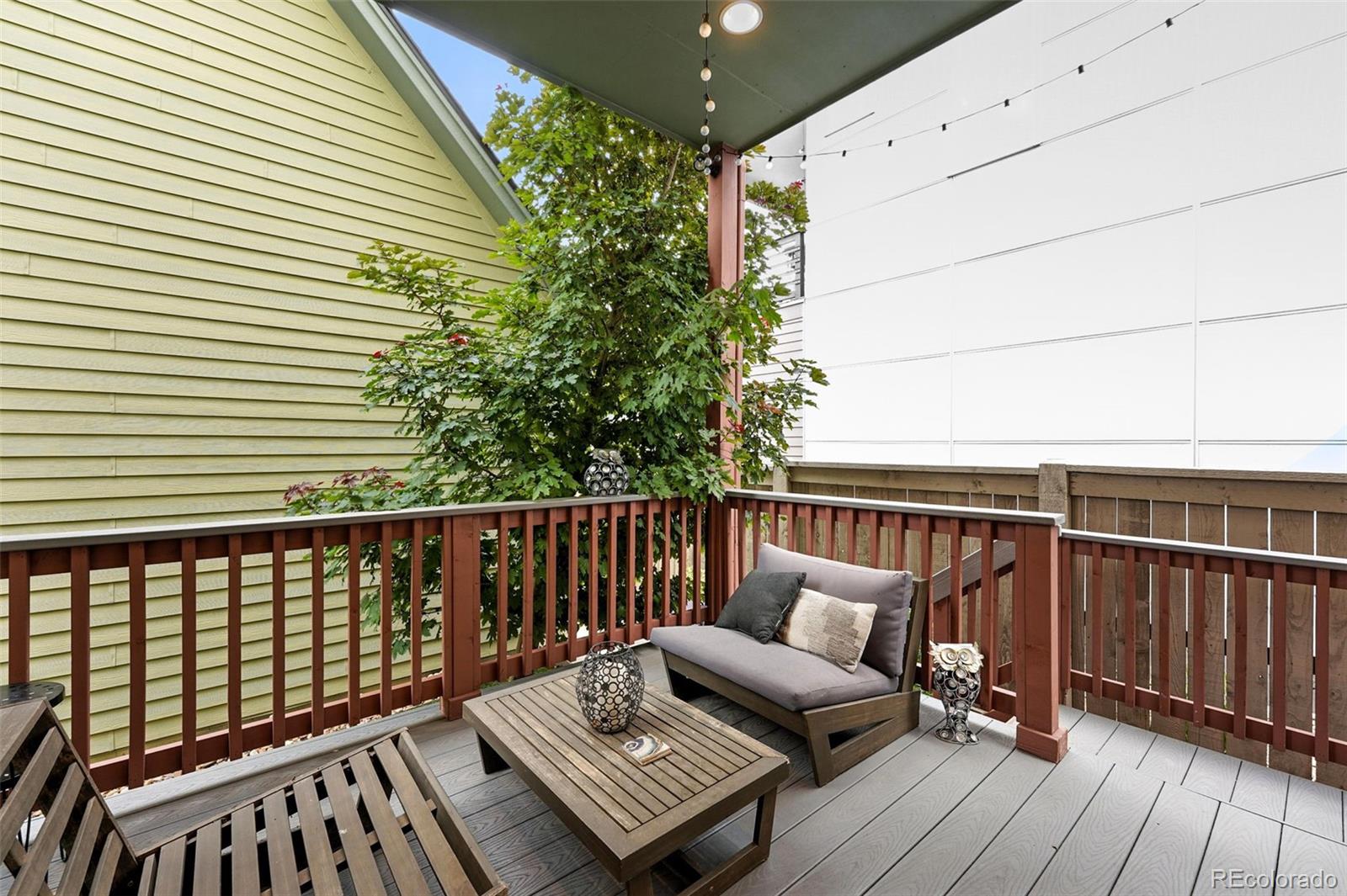 1376 Snowberry Lane