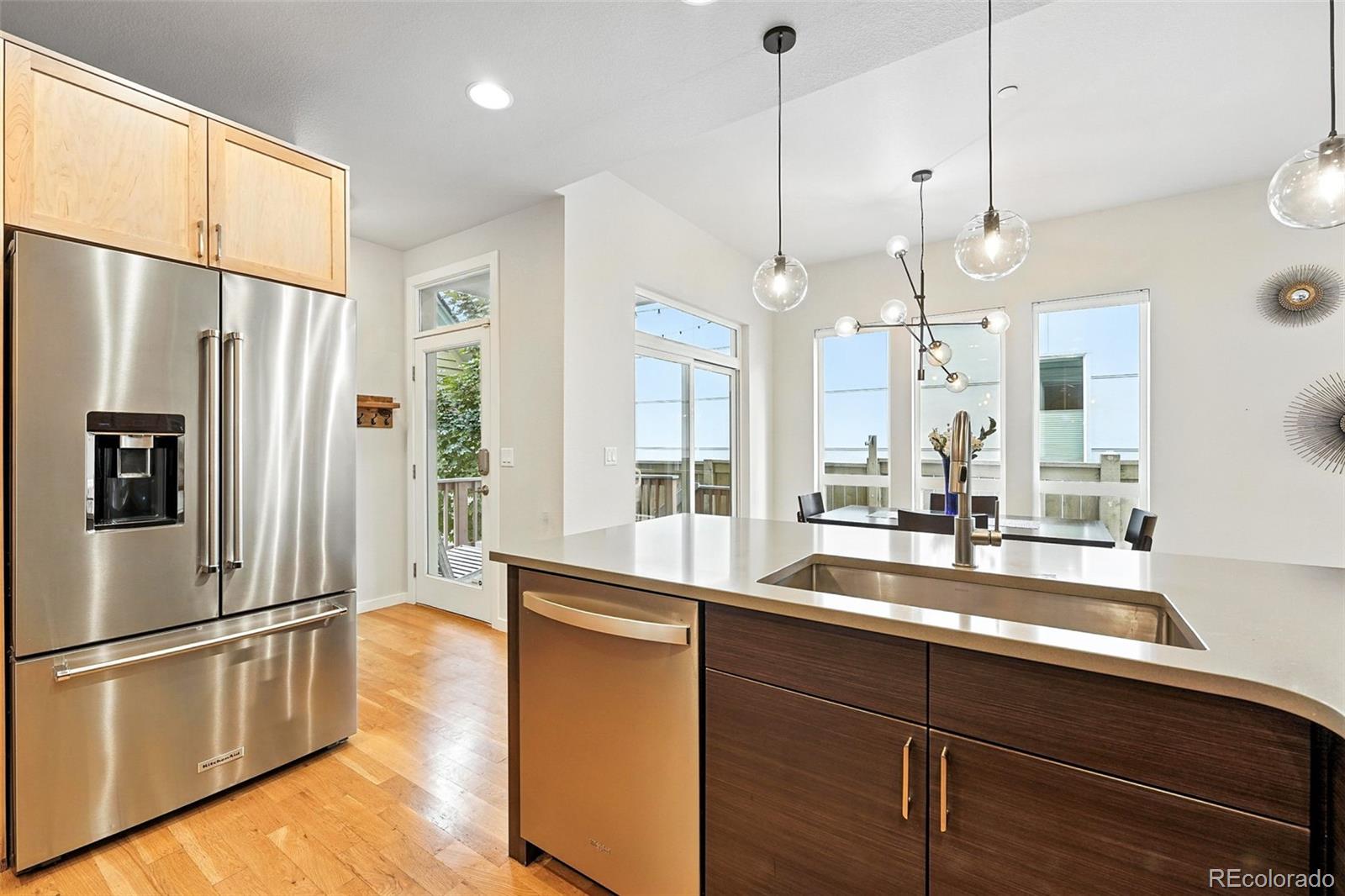 1376 Snowberry Lane