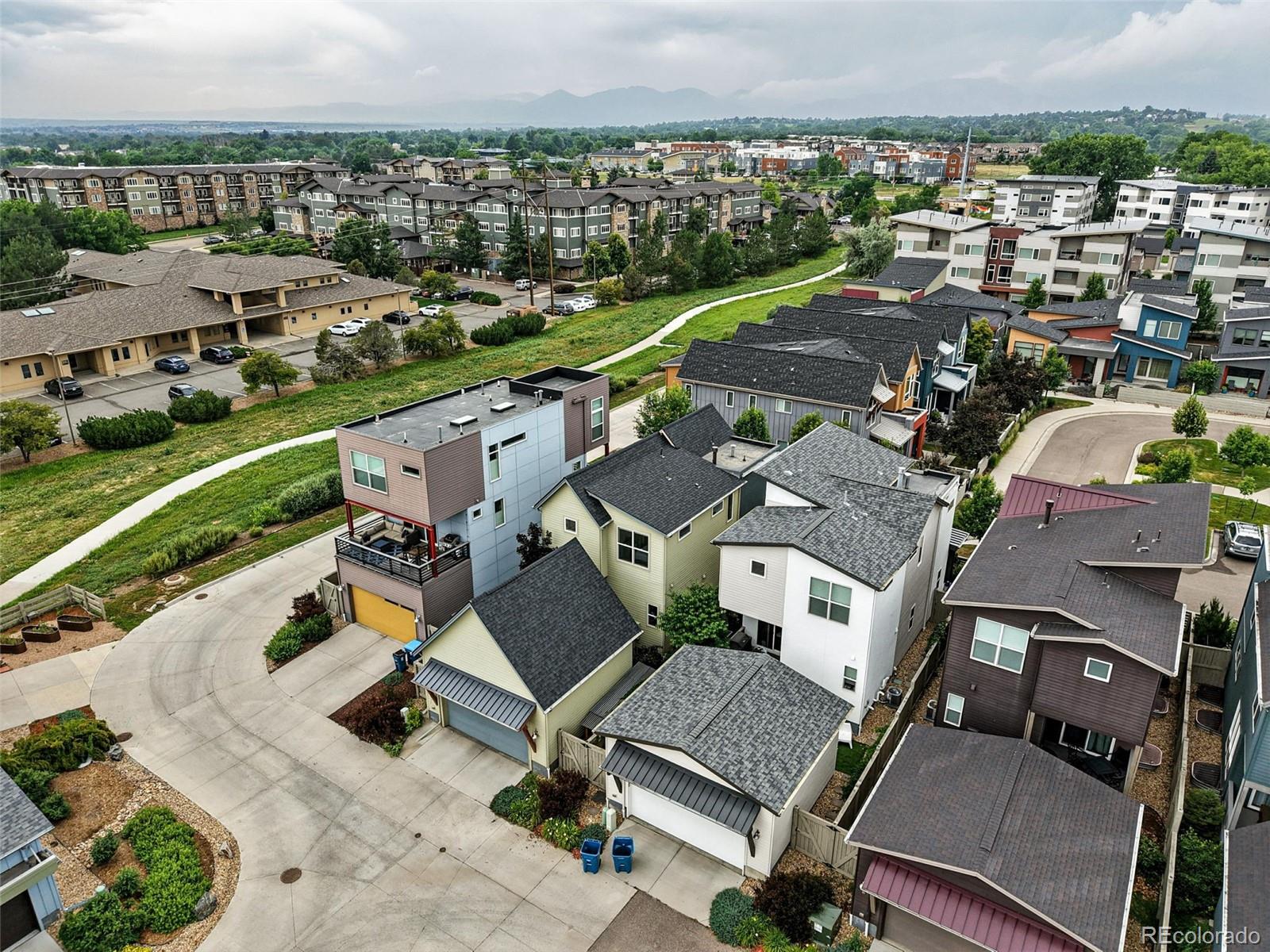 1376 Snowberry Lane