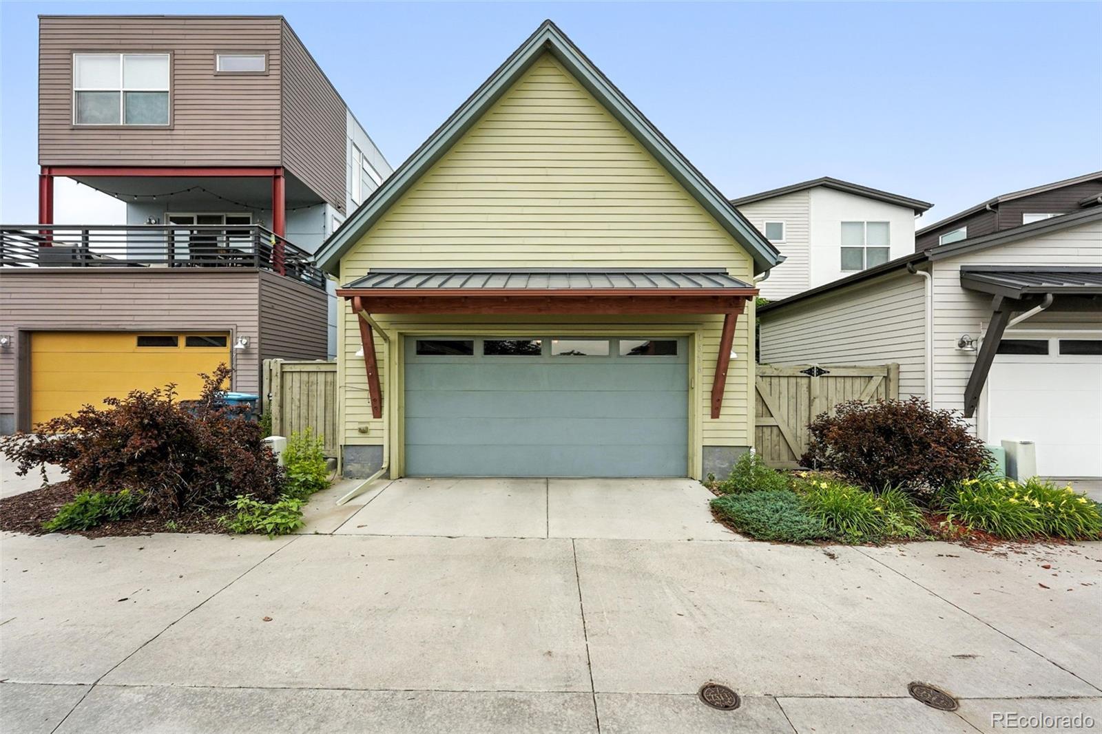 1376 Snowberry Lane