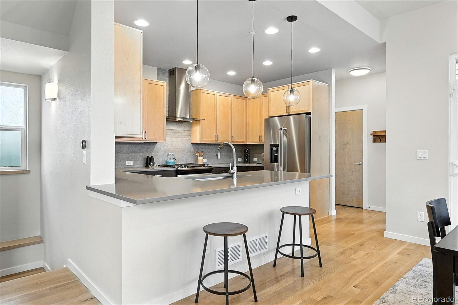 1376 Snowberry Lane