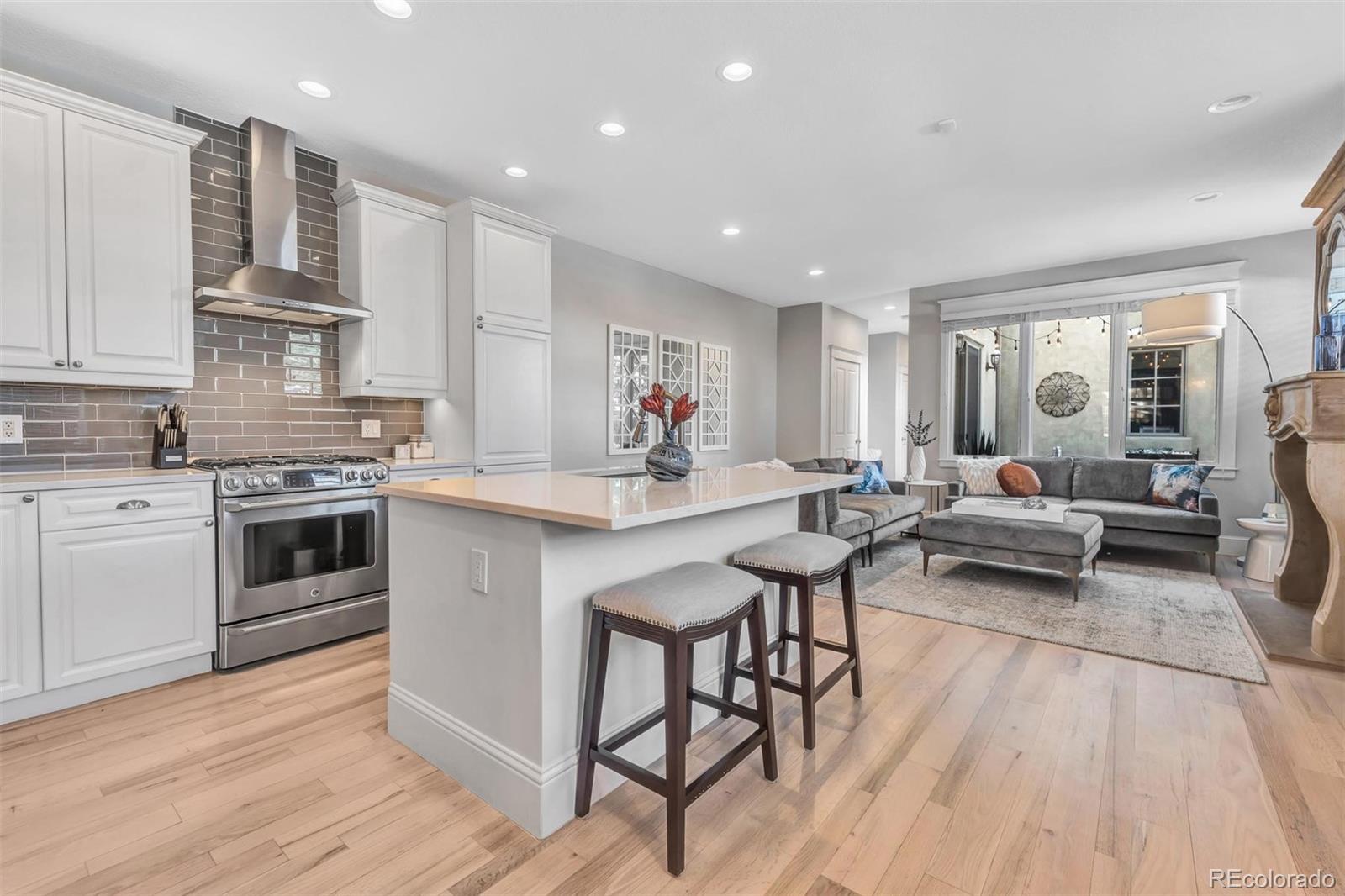 423 S Humboldt Street