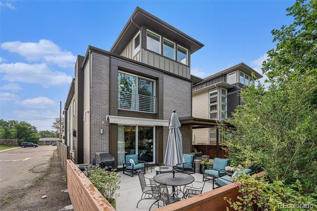 848 Fairfax Street