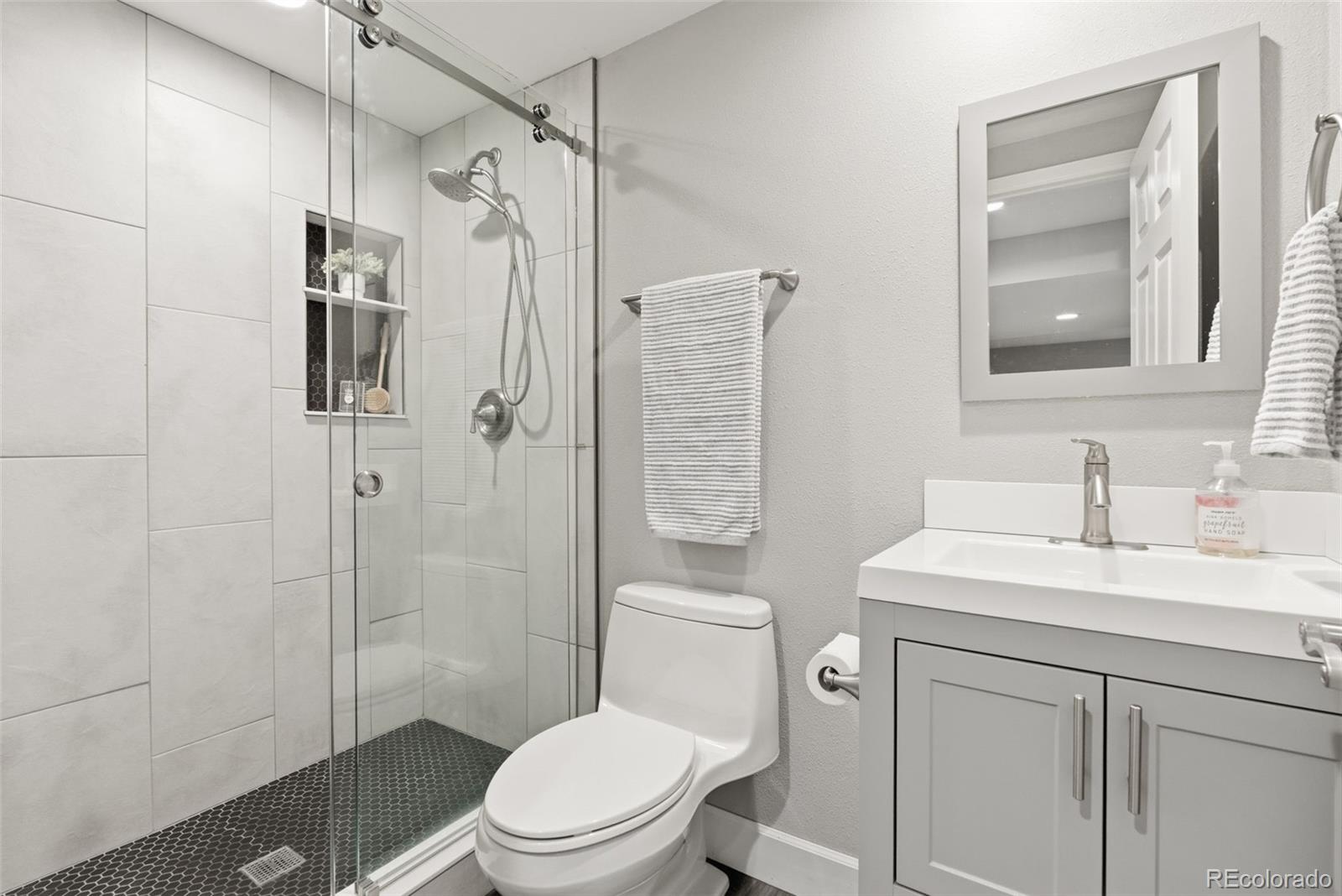 7047 E Briarwood Drive