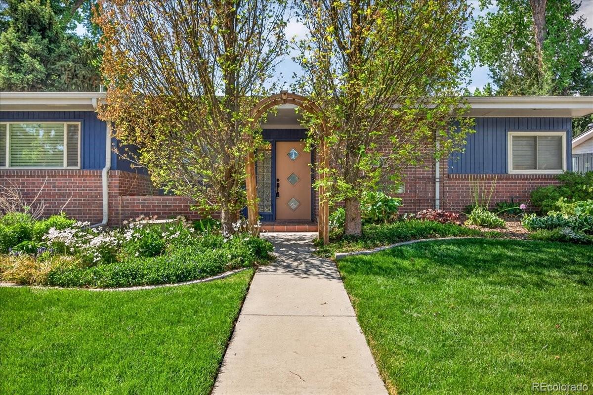 10530 W 22nd Place
