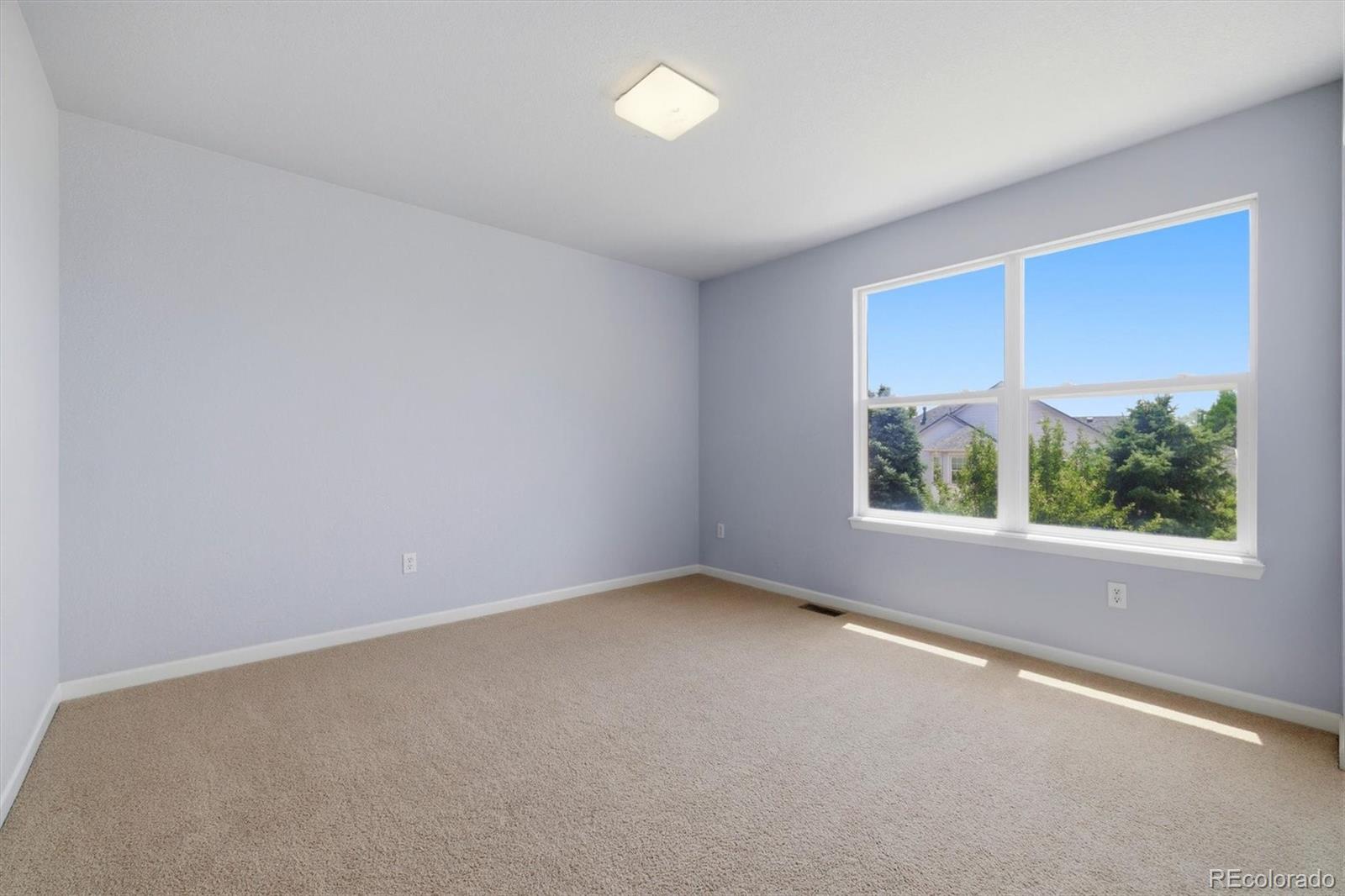 16832 E Euclid Lane