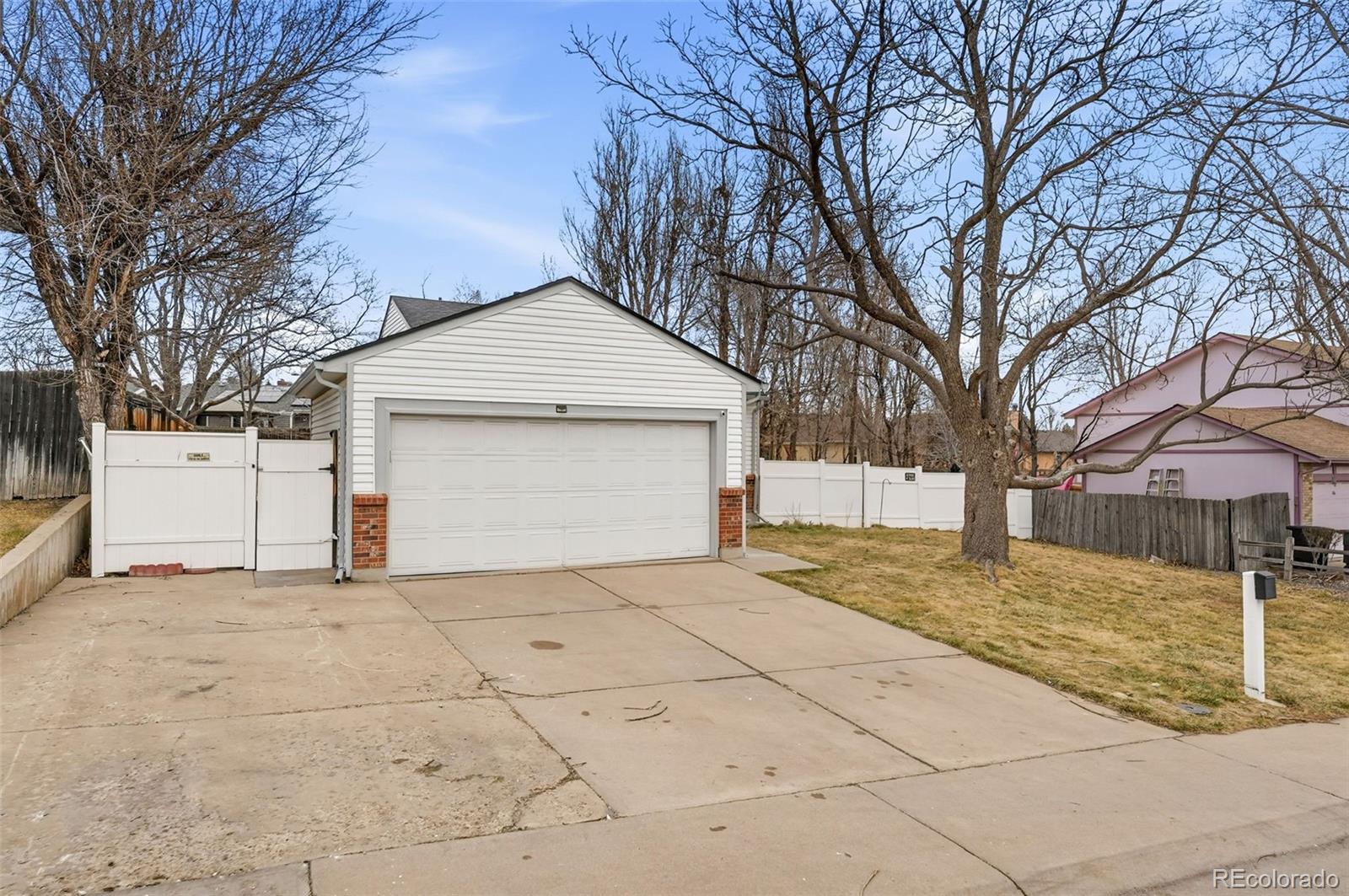 9684 Orangewood Drive