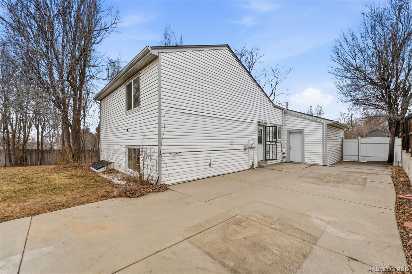 9684 Orangewood Drive