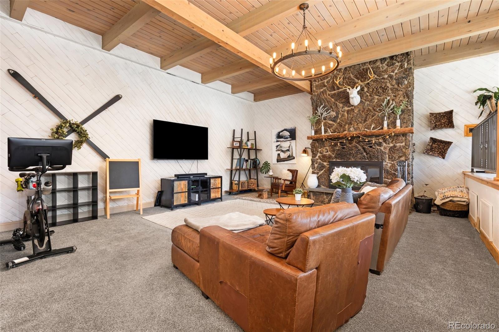 4948 Cameyo Road