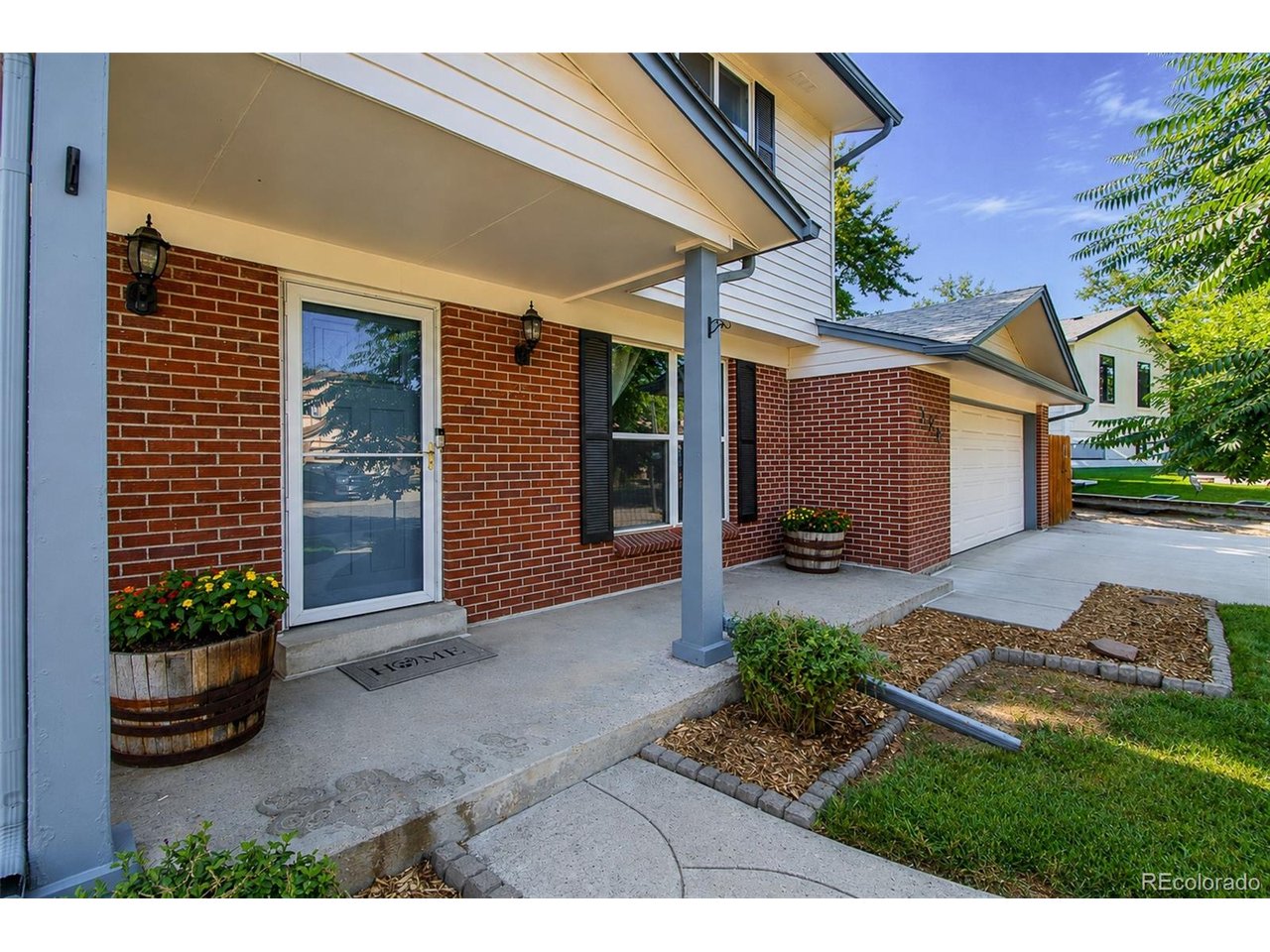 328 S 24th Ave