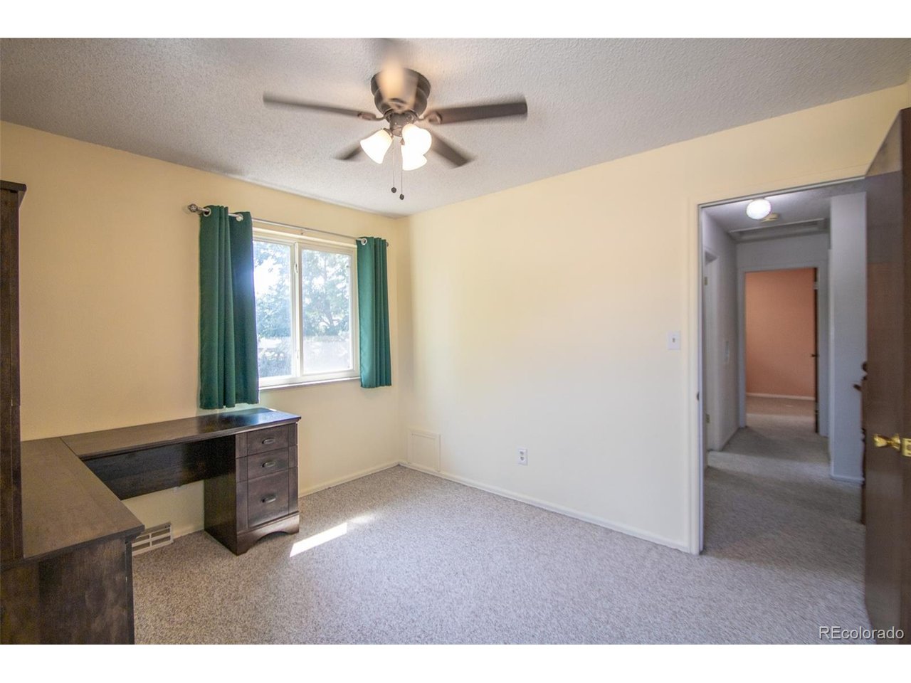 328 S 24th Ave