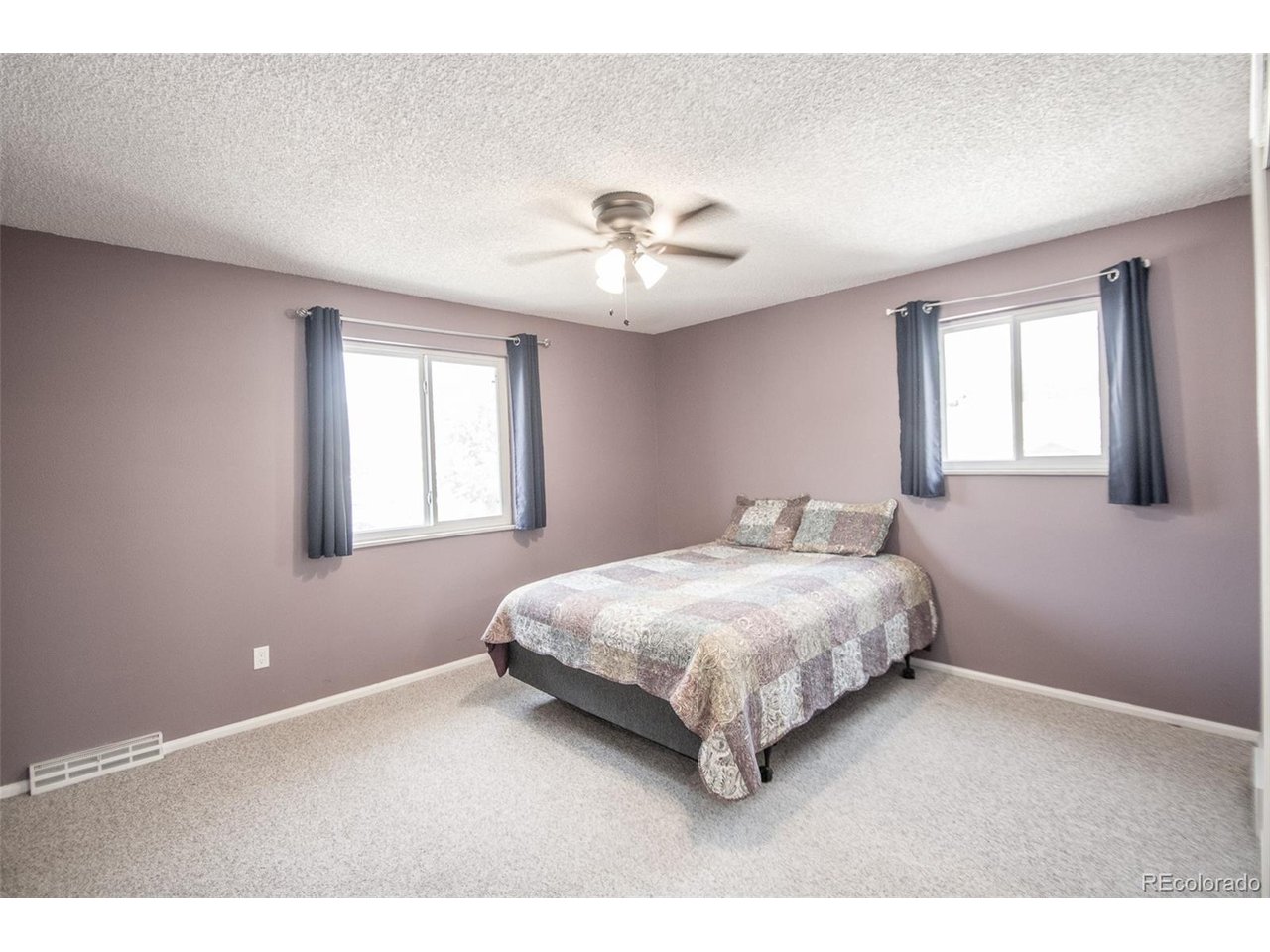 328 S 24th Ave