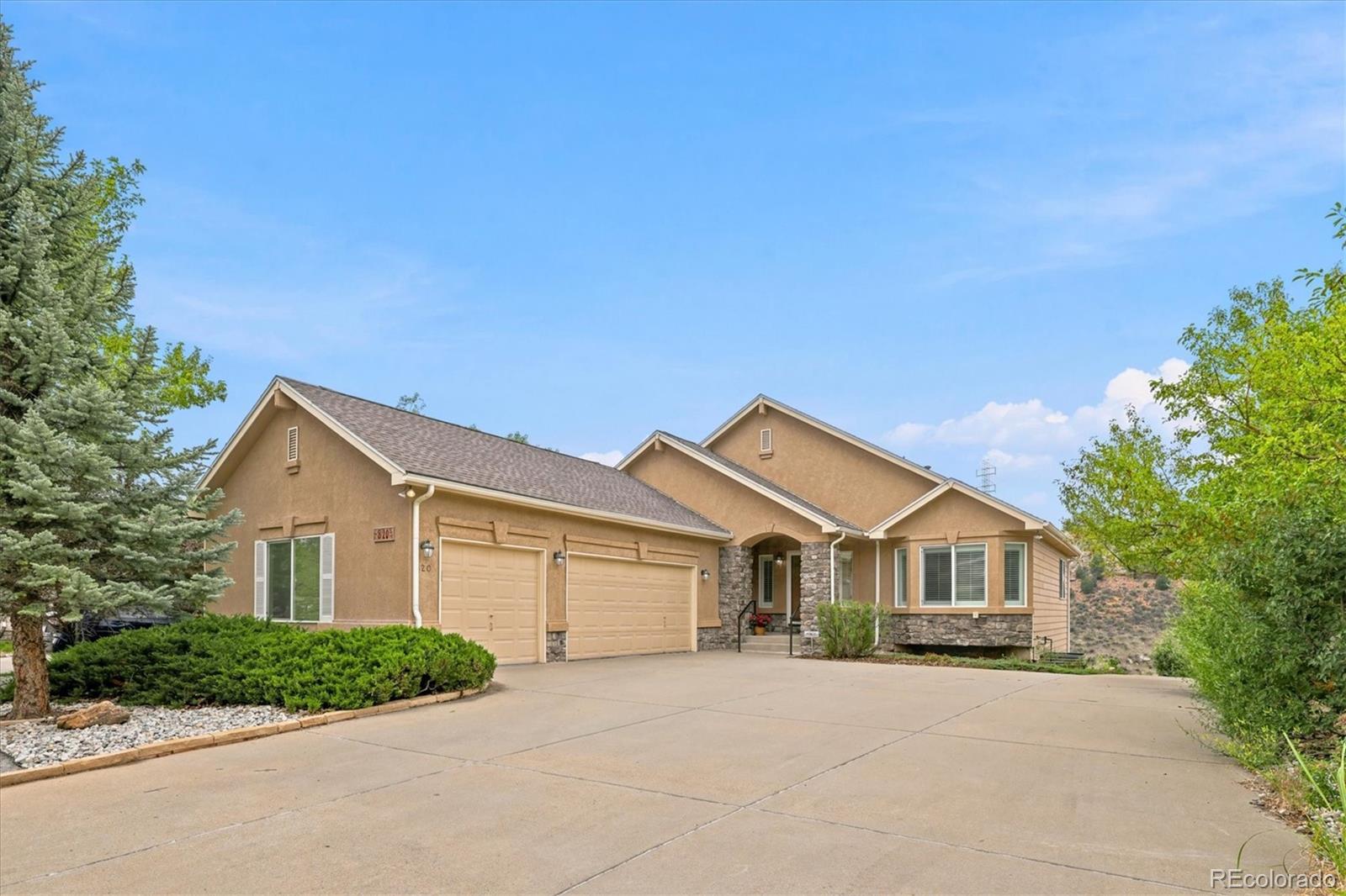 820 Fox Hollow Lane