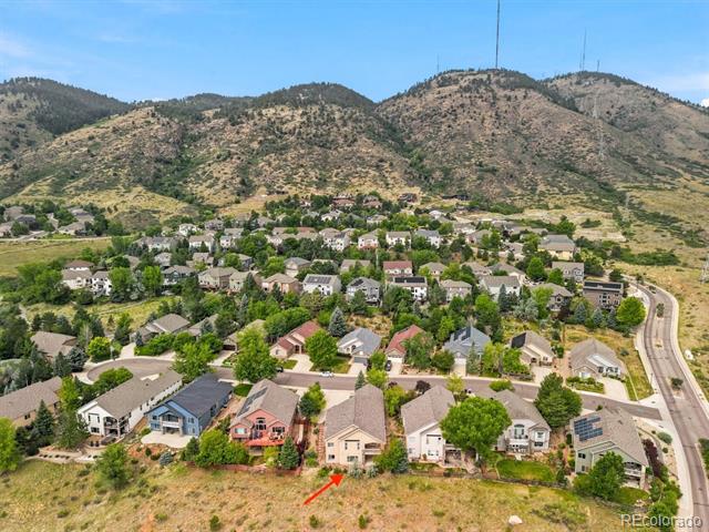 820 Fox Hollow Lane