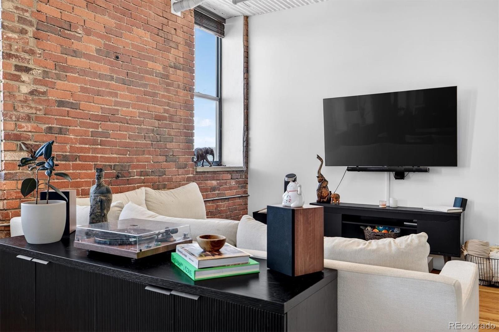 2261 Blake Street Unit: 4F