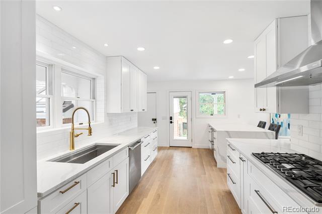 1 Hillside Drive