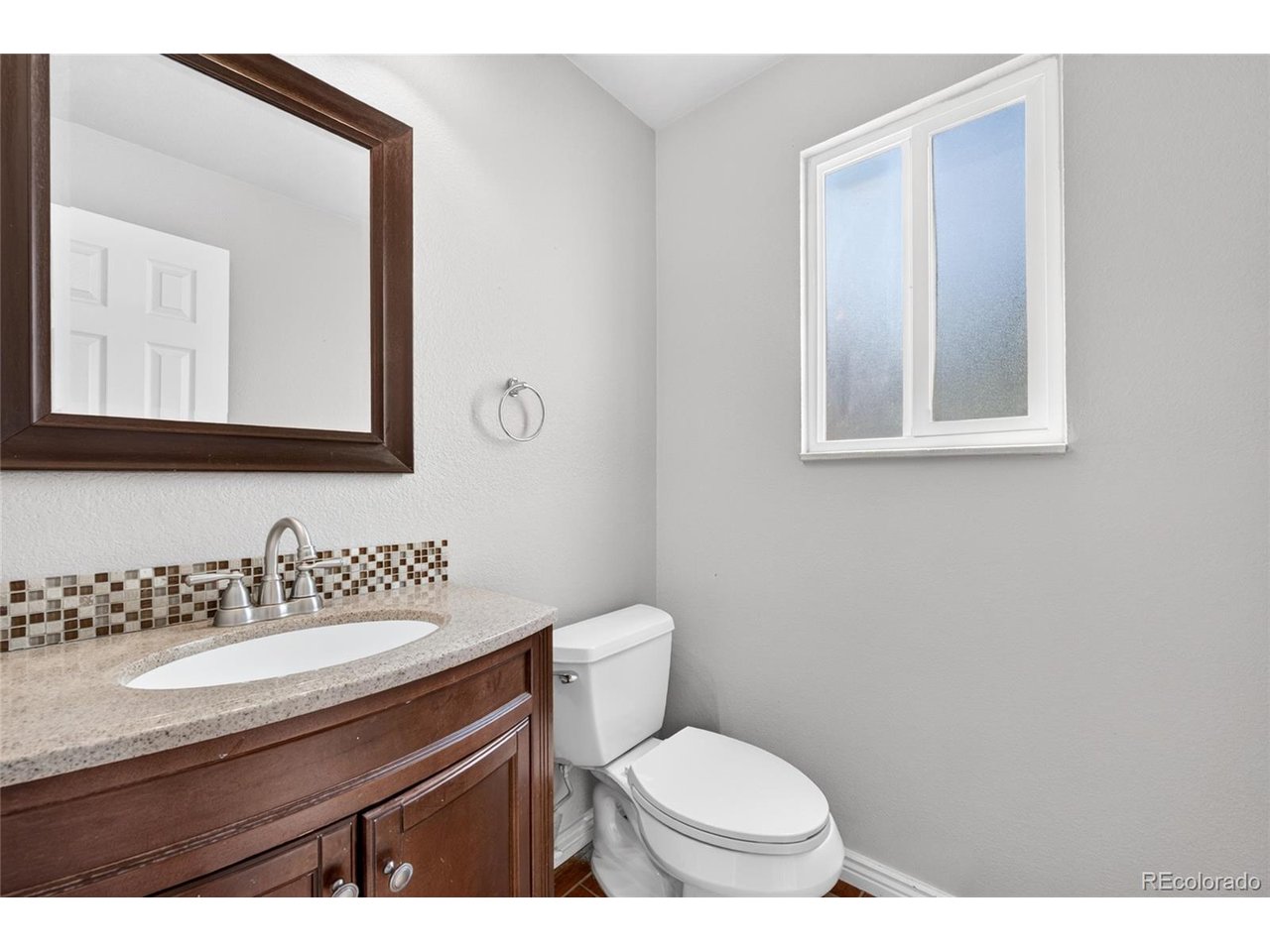 18313 E Crestline Cir