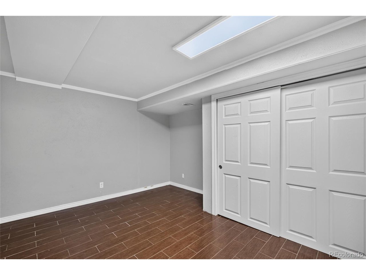 18313 E Crestline Cir