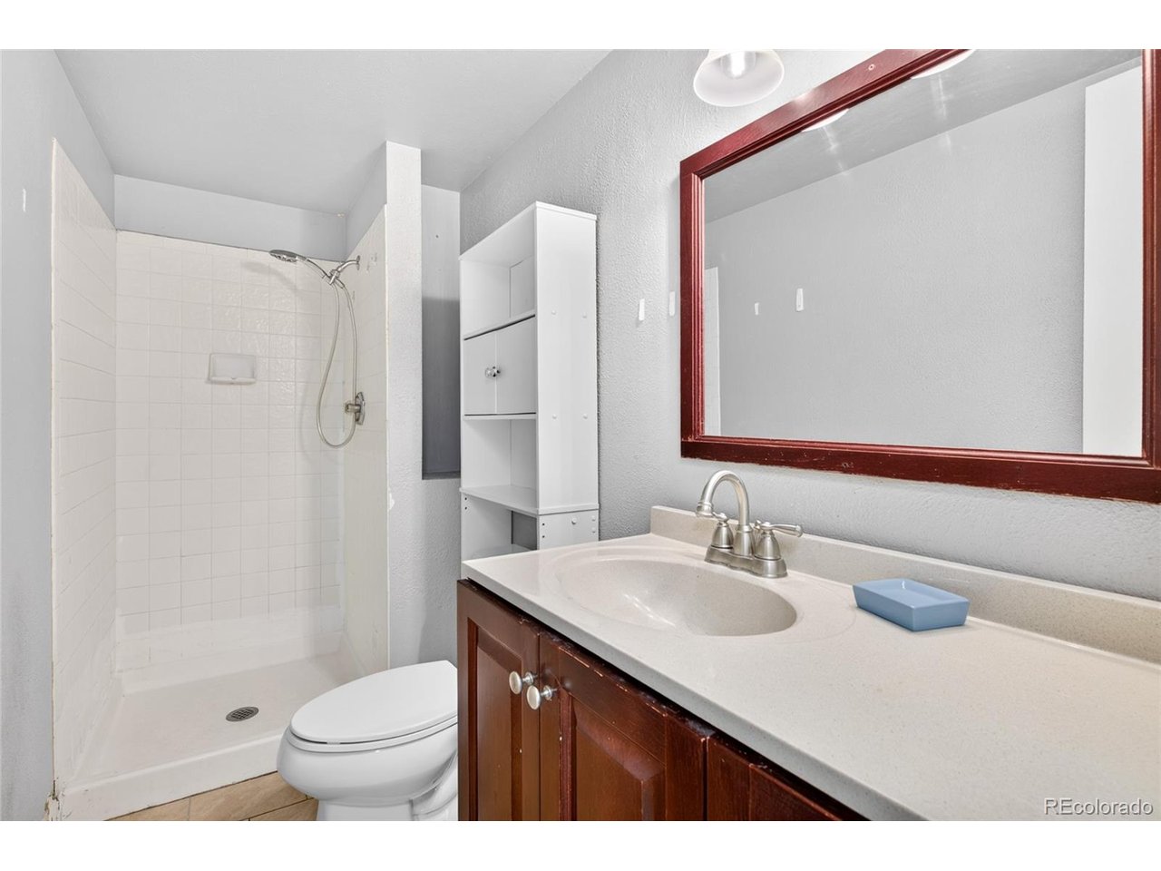 18313 E Crestline Cir