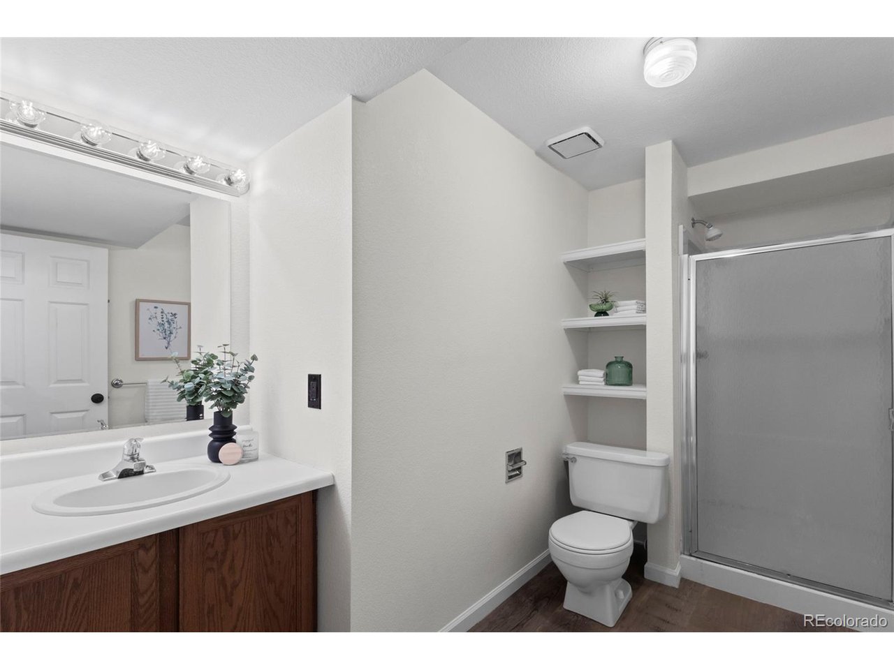 14324 W Wesley Cir