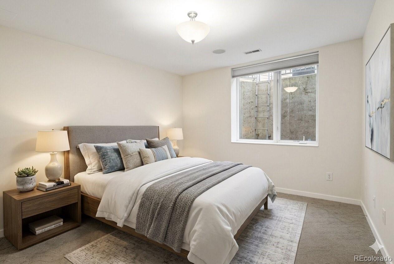 210 S Marion Parkway