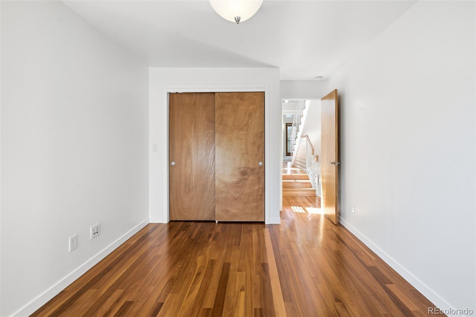 210 S Marion Parkway