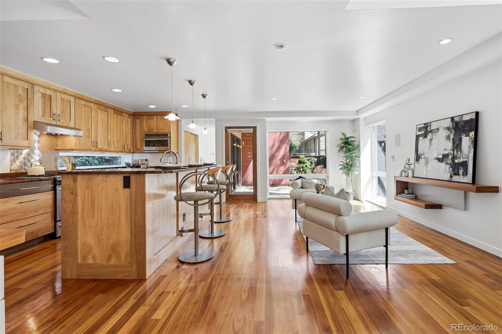 210 S Marion Parkway