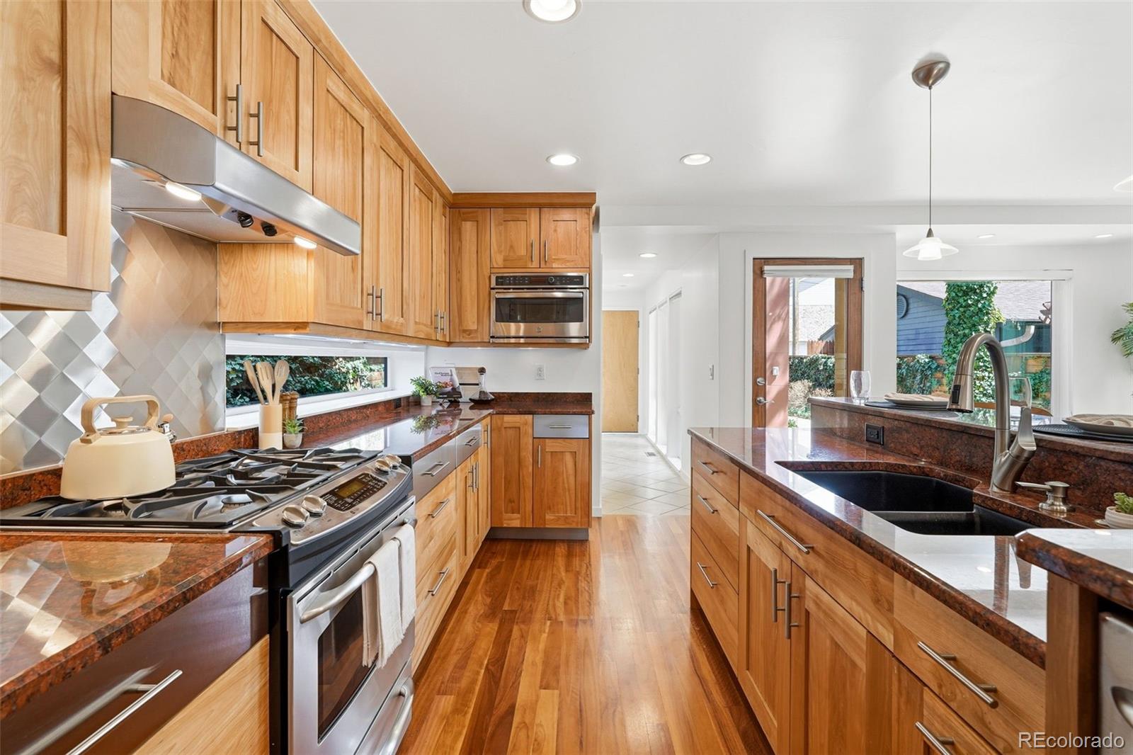 210 S Marion Parkway