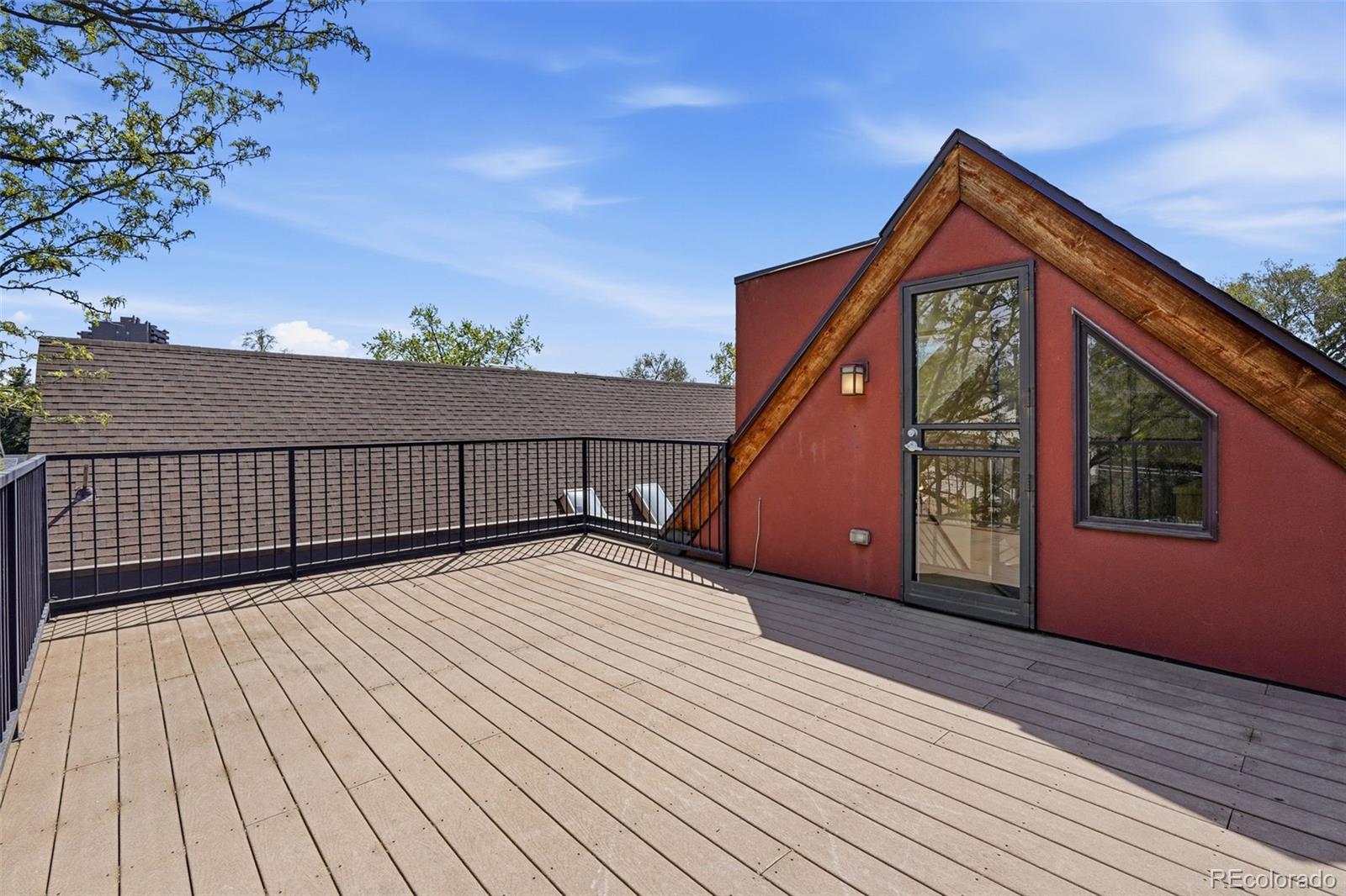 210 S Marion Parkway