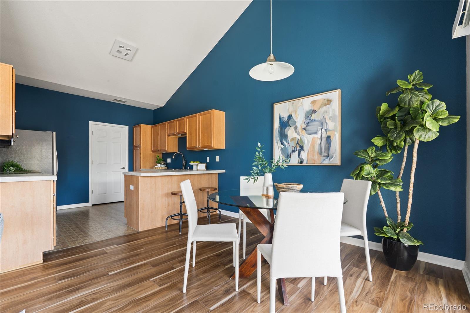22580 E Ontario Drive Unit: 204