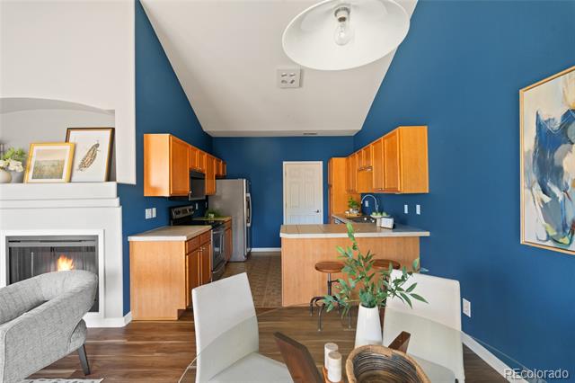 22580 E Ontario Drive Unit: 204