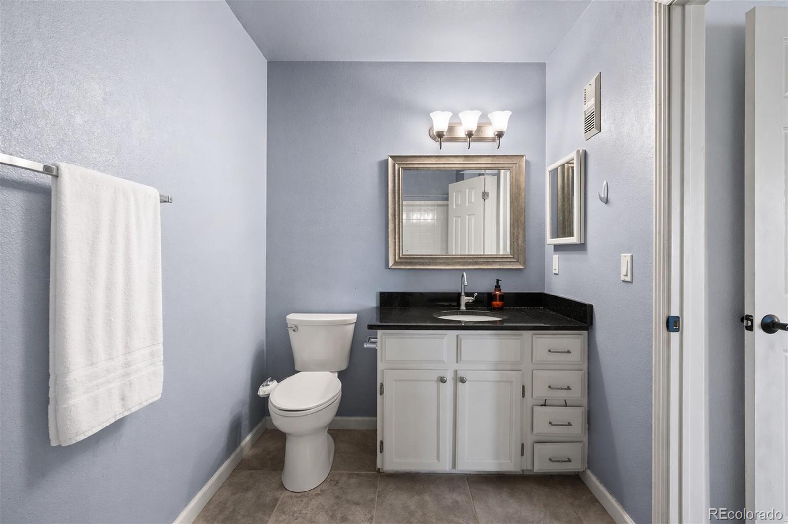 3461 S Ammons Street Unit: 5-5