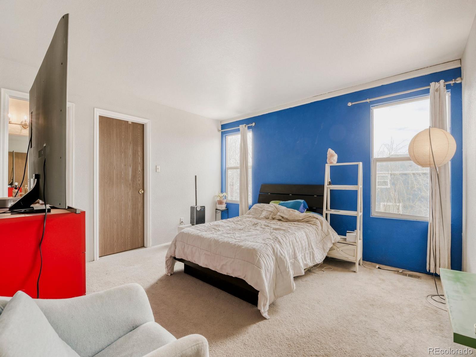 6151 Shamrock Circle