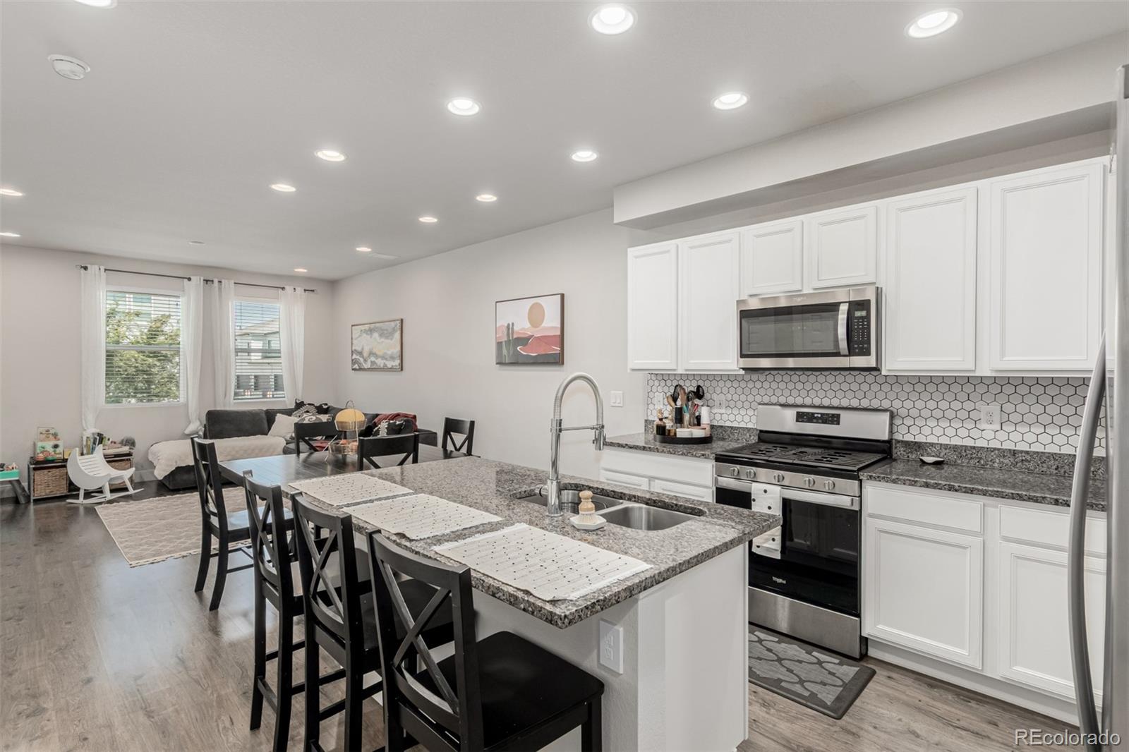 16252 E 47th Place