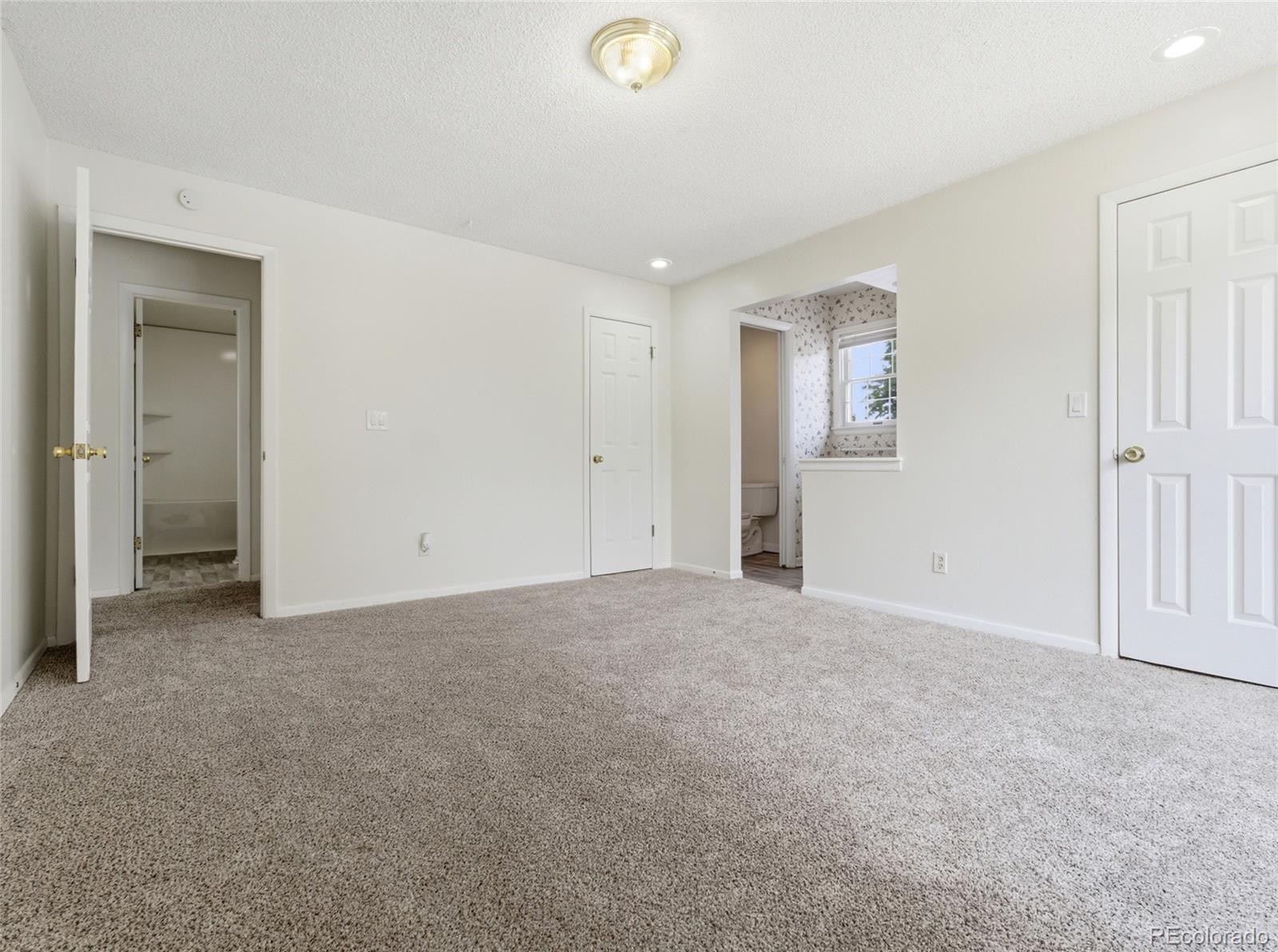 1341 S Blackhawk Way