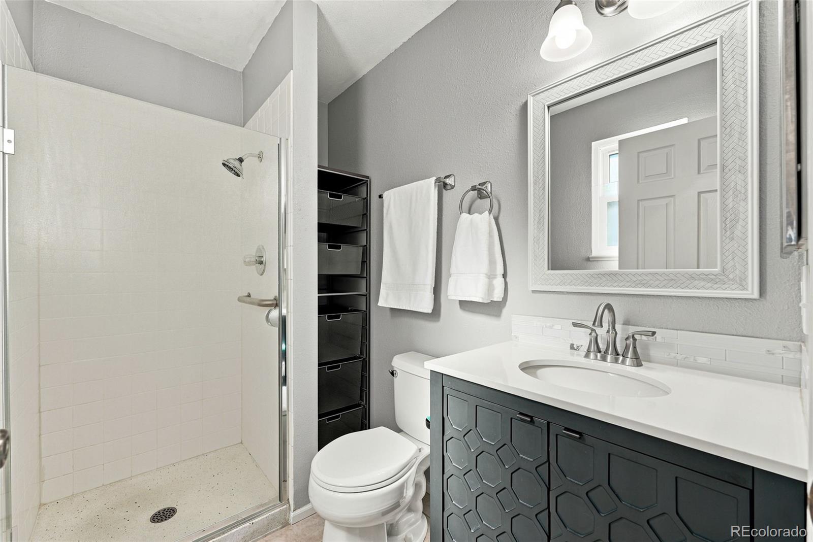 541 W Crestline Circle Unit: 10B1