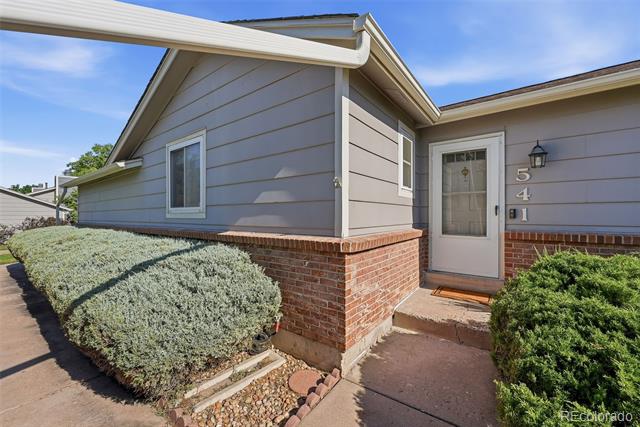 541 W Crestline Circle Unit: 10B1
