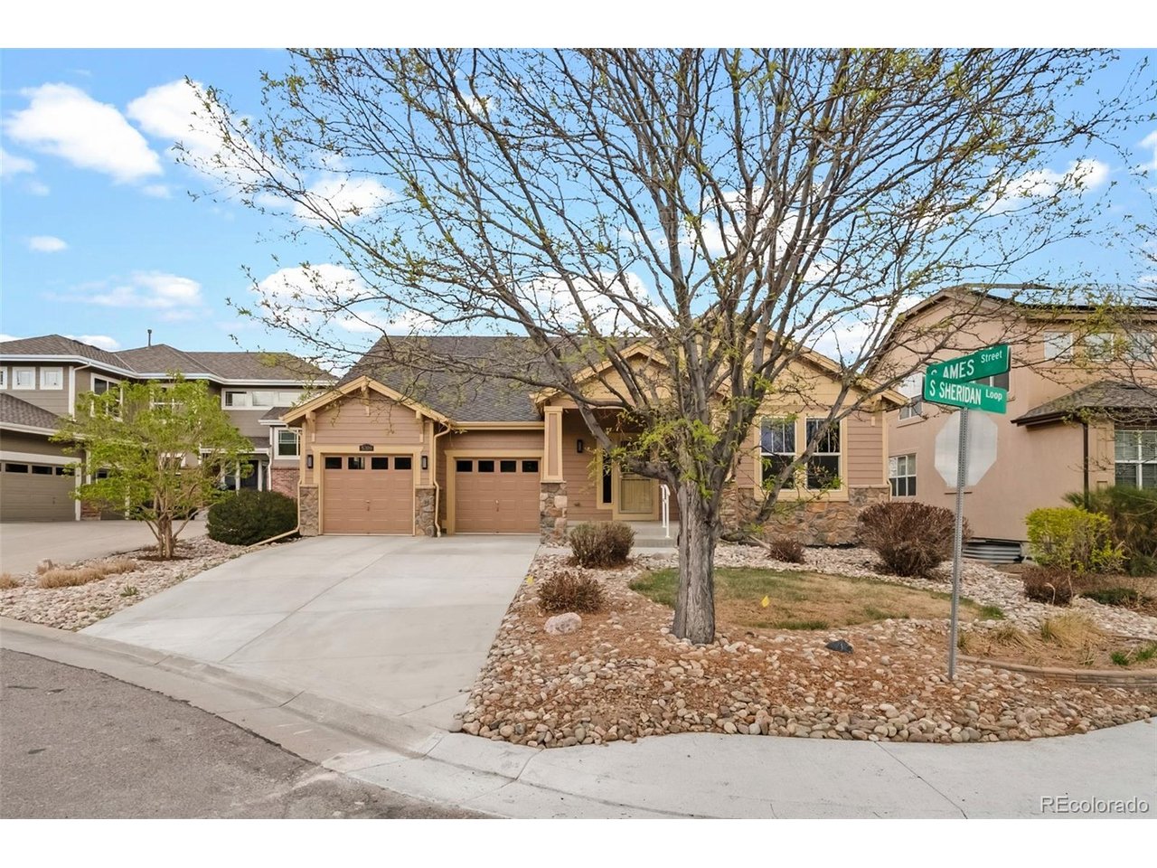 5309 W Hoover Dr