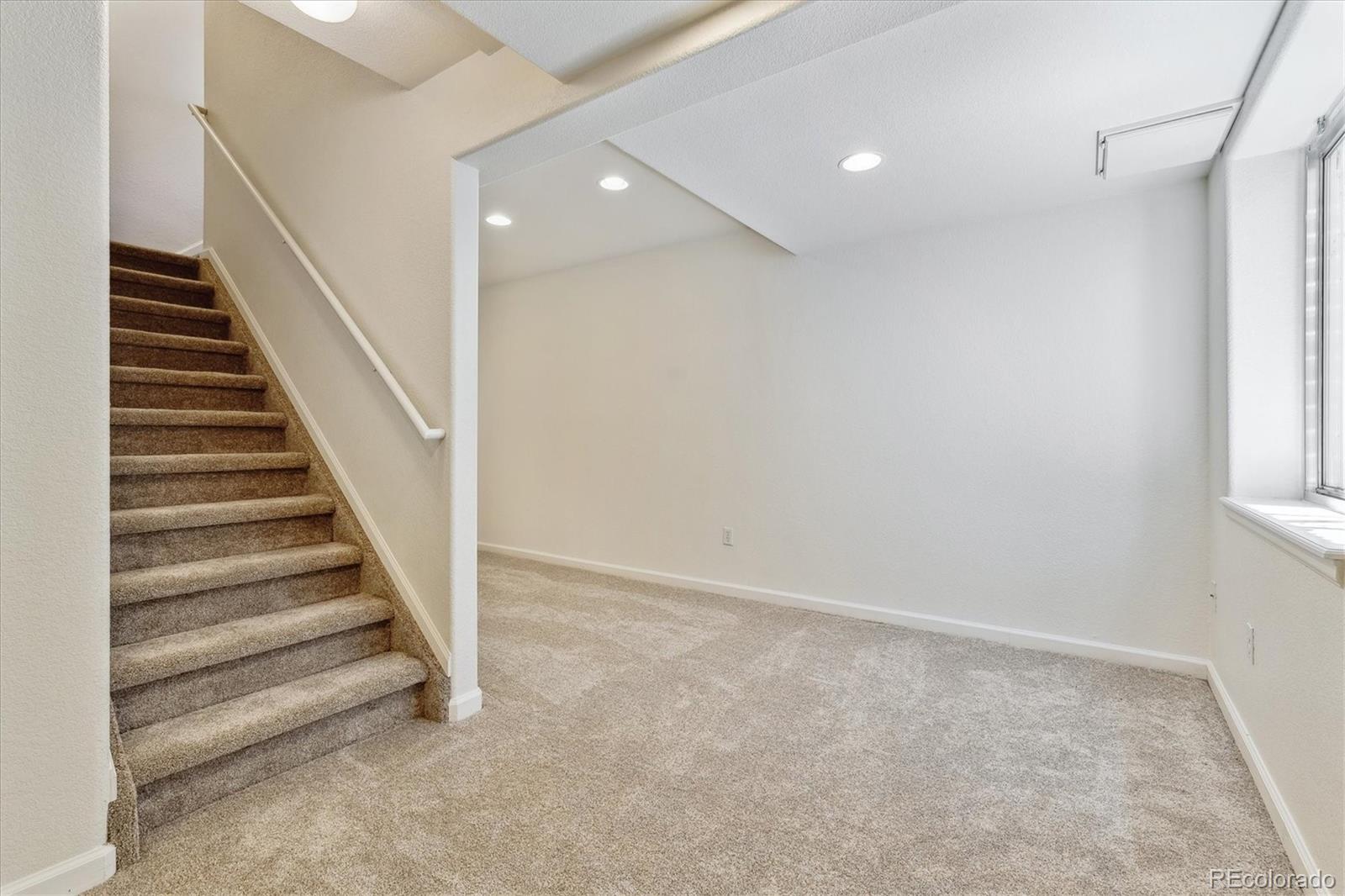 9519 E Iowa Circle