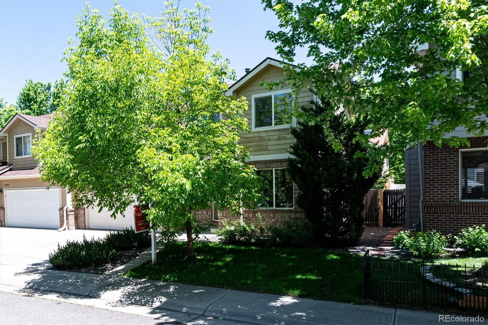 9519 E Iowa Circle