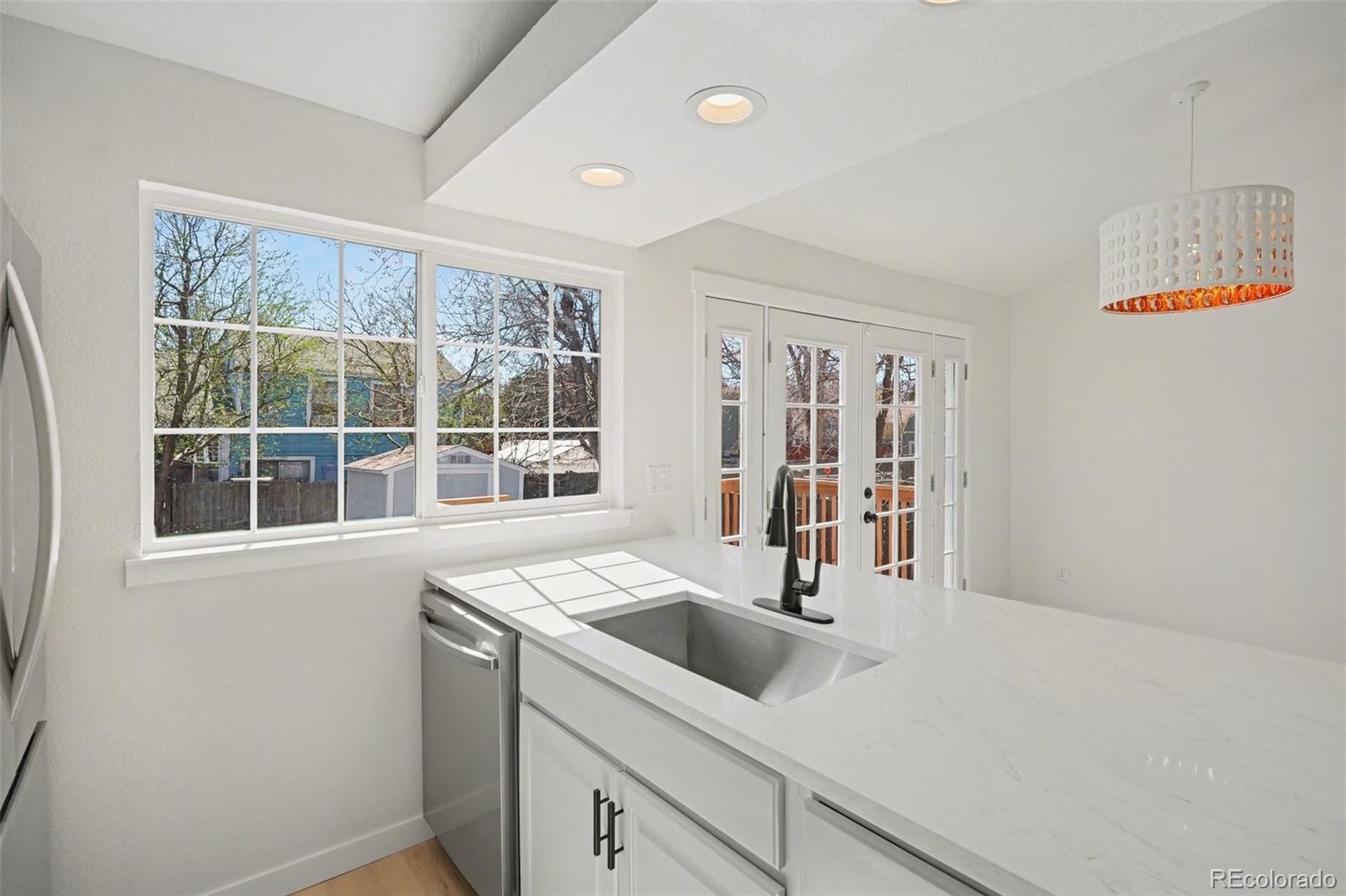 11826 W Bowles Circle