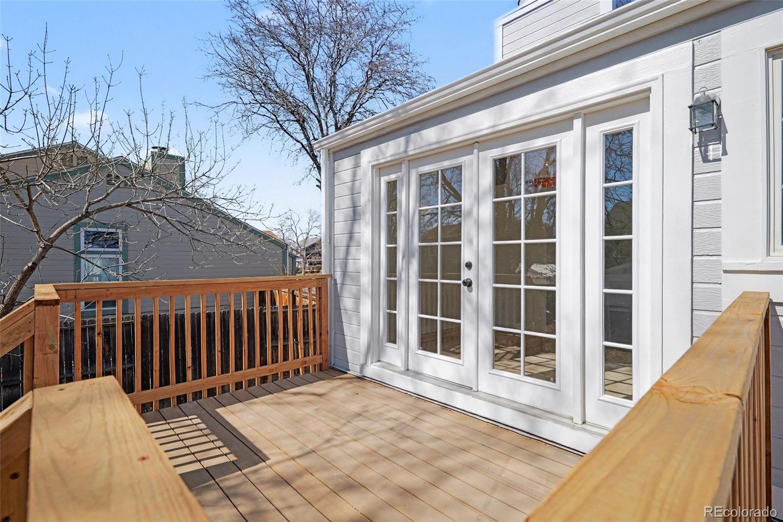 11826 W Bowles Circle