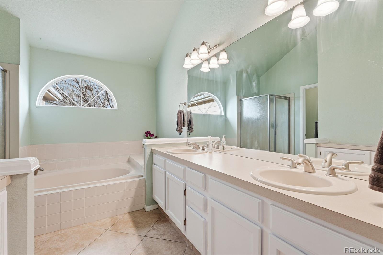 16653 E Powers Place