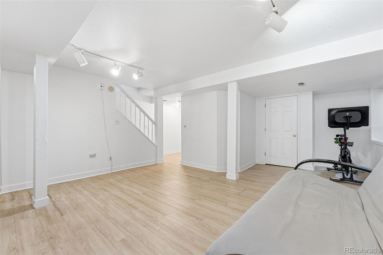 16653 E Powers Place