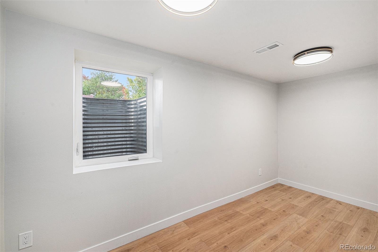 11084 Newland Street