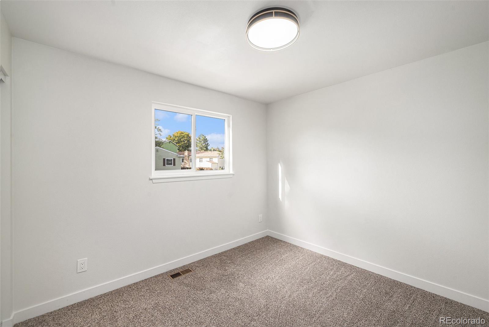 11084 Newland Street